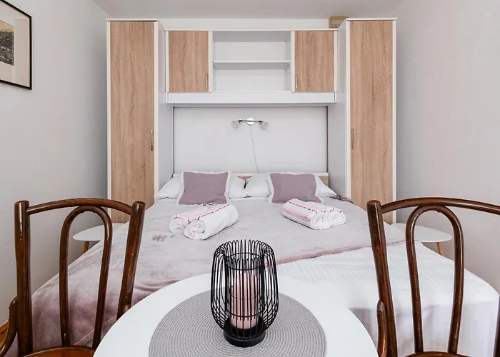 Apartments By The Sea Crikvenica - 21501